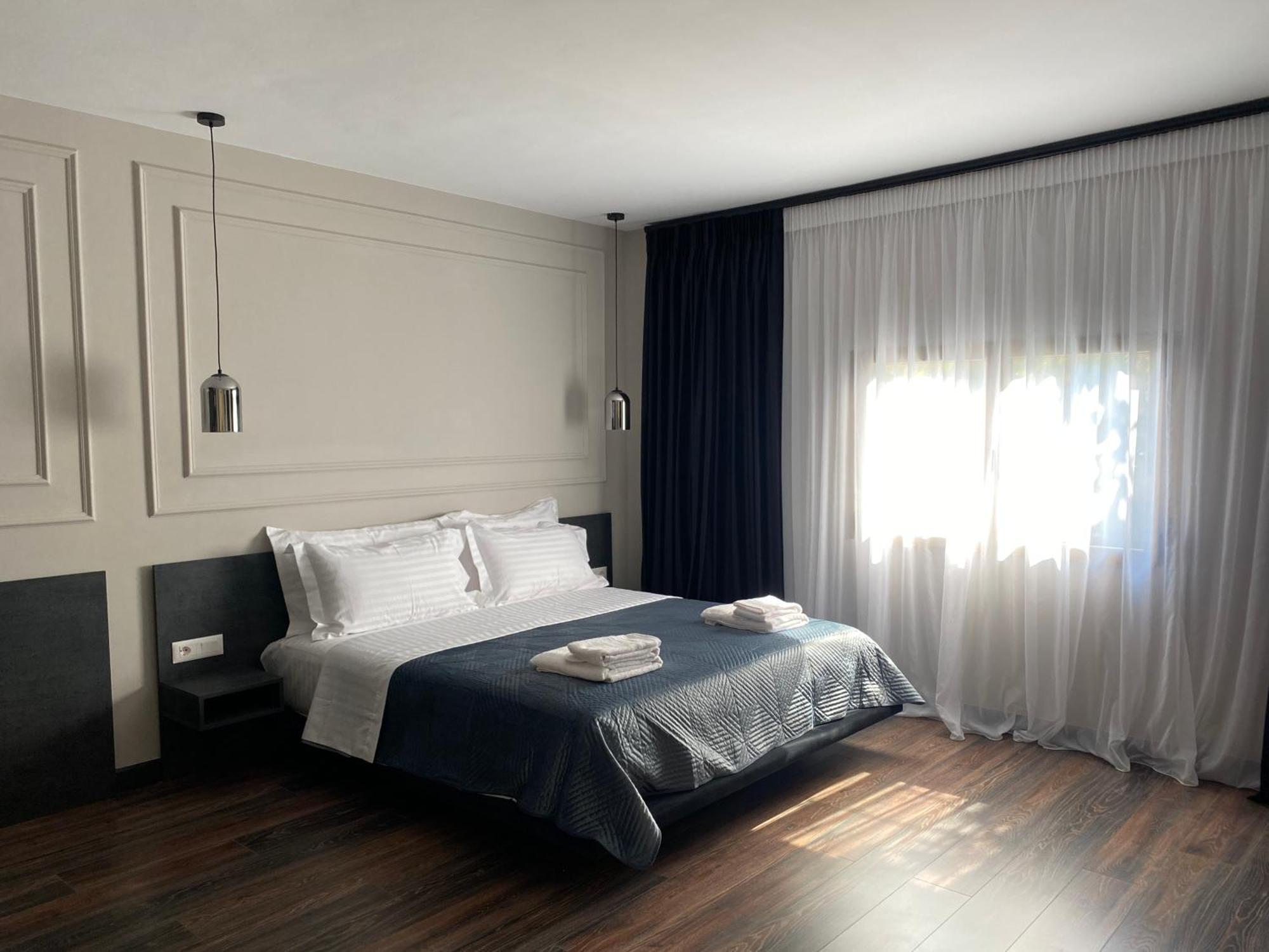 Tirana Central Rooms Pazari ภายนอก รูปภาพ