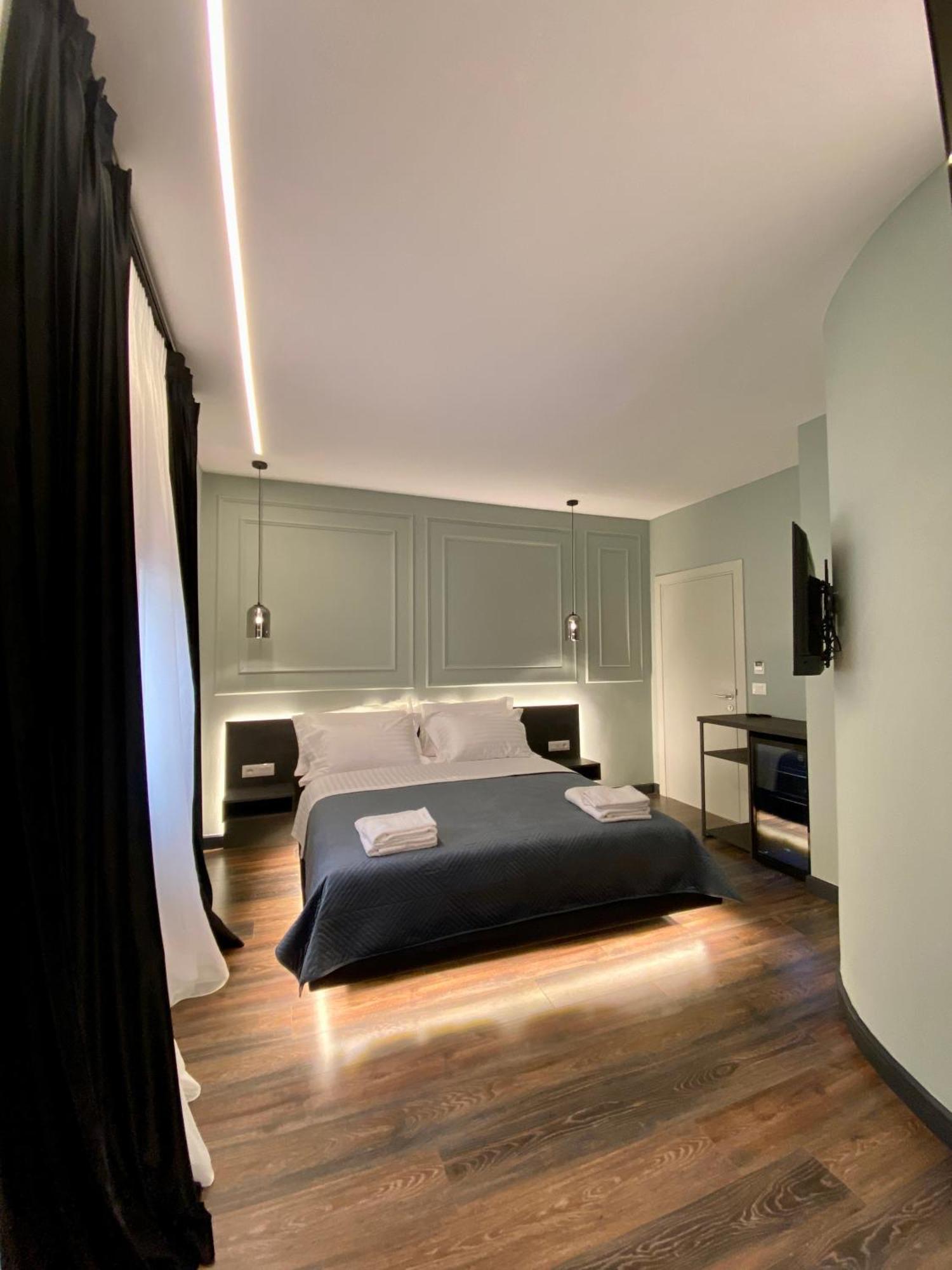 Tirana Central Rooms Pazari ภายนอก รูปภาพ